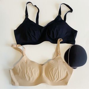 2 Knix nursing bras and leakproof nursing pads
